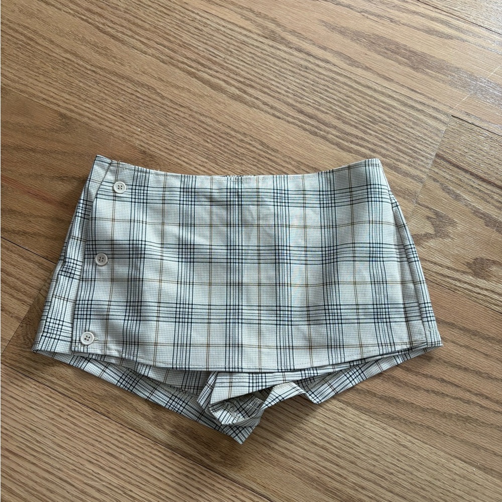 Lioness plaid skort